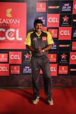Manoj Tiwari at CCL red carpet in Mumbai on 19th Jan 2013 (119).JPG